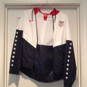 Team USA lightweight windbreaker